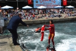 DENZ ENLKLERNDE EKMEL YARIMALAR VE MUHTEEM FLYBOARD SHOW