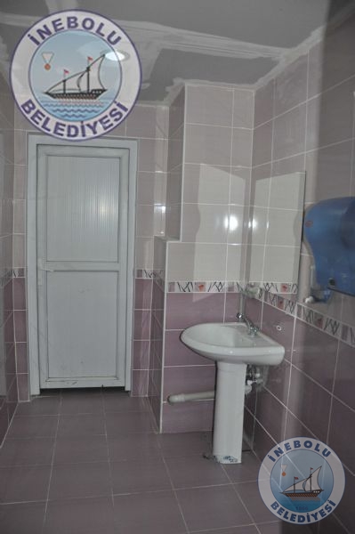 M. Blent zyrk Ortaokulunun Tuvaletleri Yenilendi.