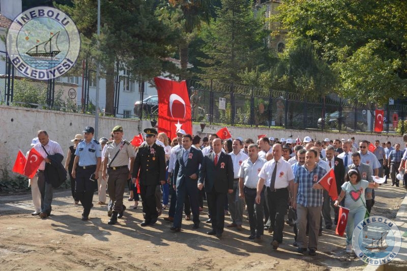 Atatrk Yry Ve elenk Sunumu