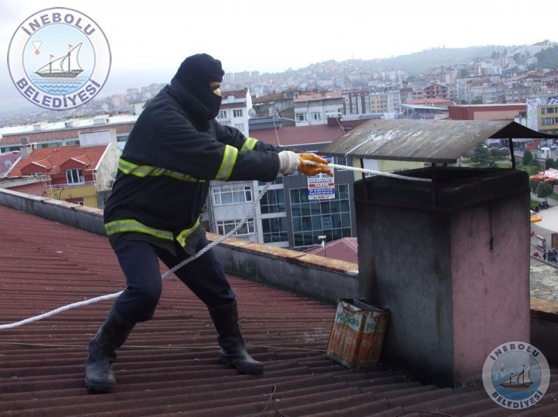 Belediyemizden Baca Temizleme Hizmeti.