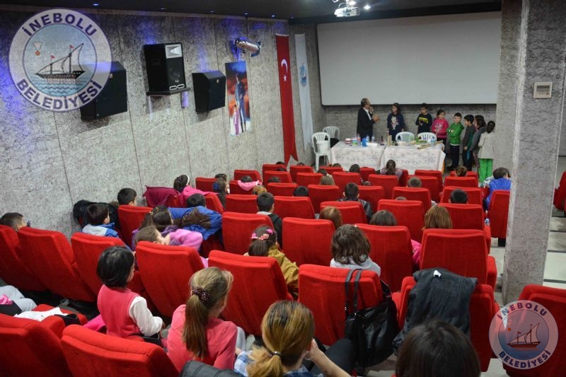 lemiz lkokul rencileri Belediye Sinemamzda