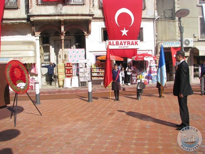 neboluda 23 Nisana Renkli Kutlama!