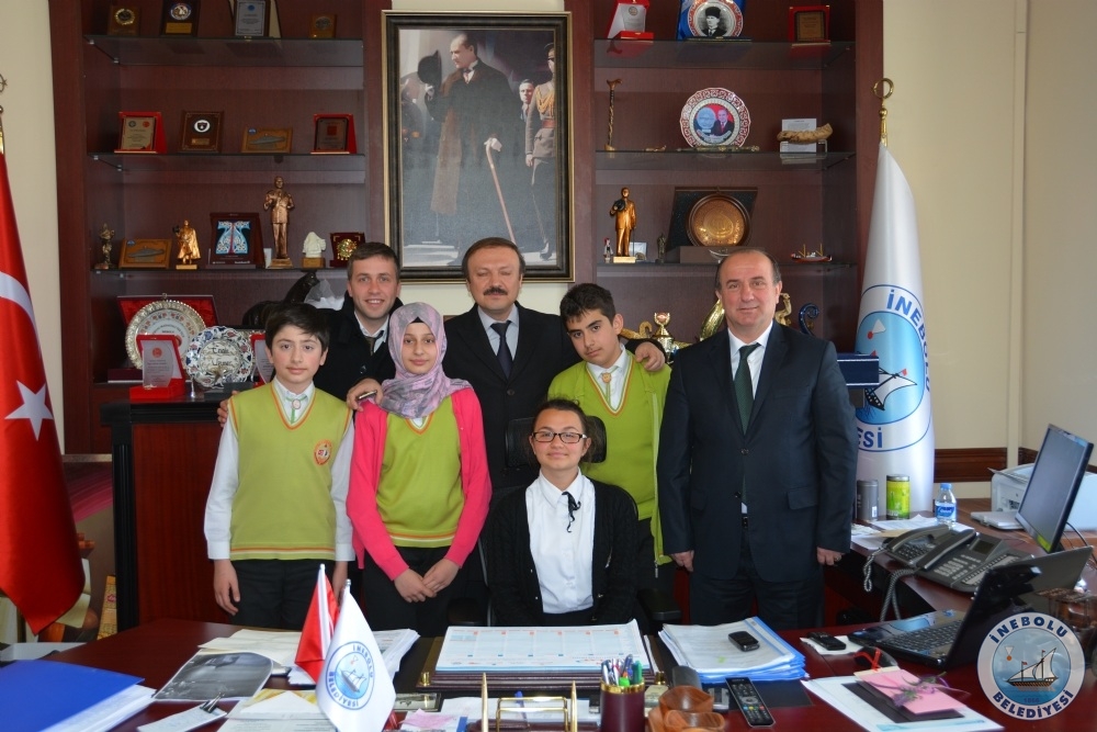 23 Nisanda Bakanlk Makam ocuklara   Emanet!