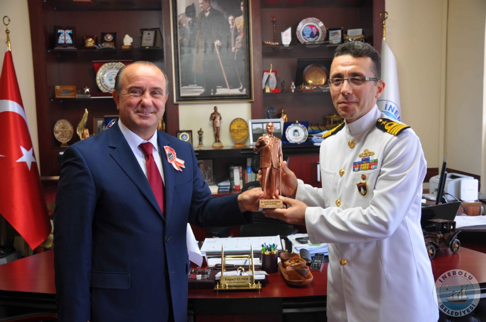 TCG SALHRES GEM KOMUTANINDAN BELEDYE BAKANIMIZ ENGN UZUNER'E ZYARET