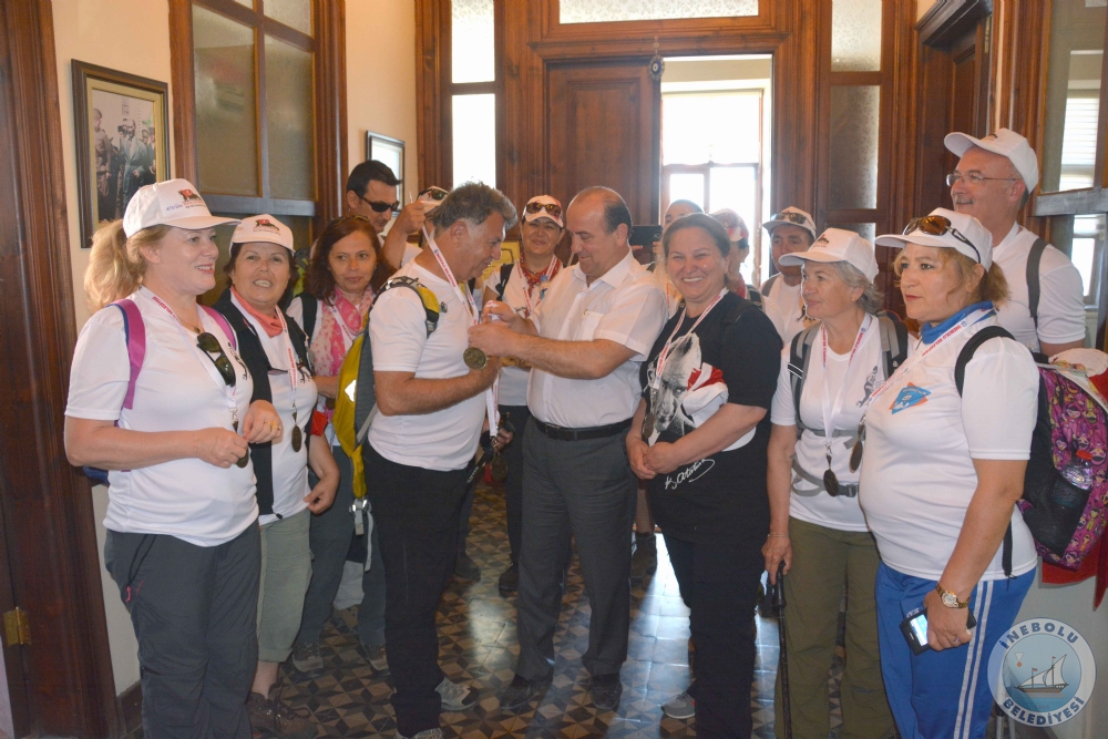 ATATRK VE STKLAL YOLU YRYLERNN BAKANIMIZA ZYARET