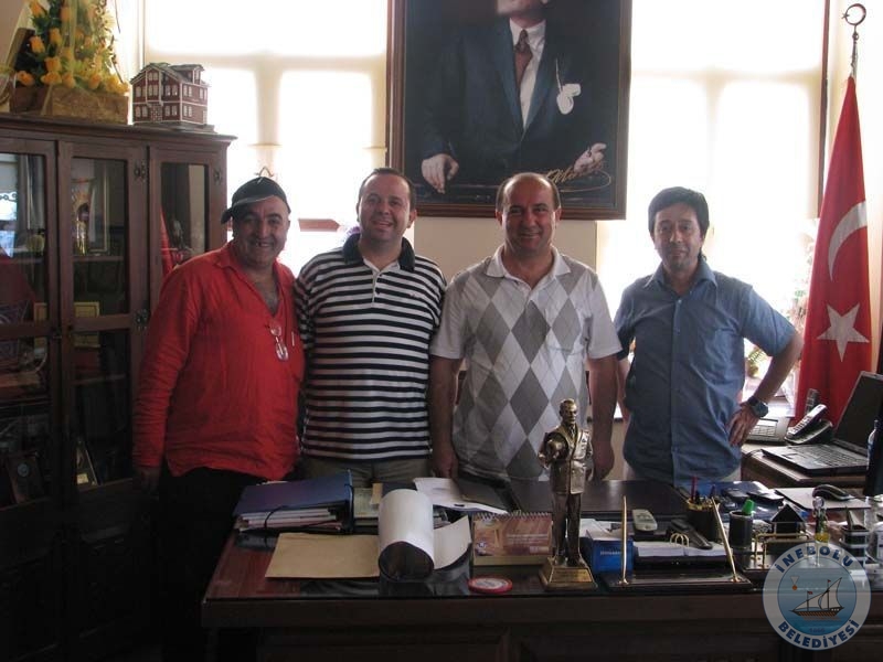 Belediyemizden Deniz enlikleri Festivalinde Tiyatro !