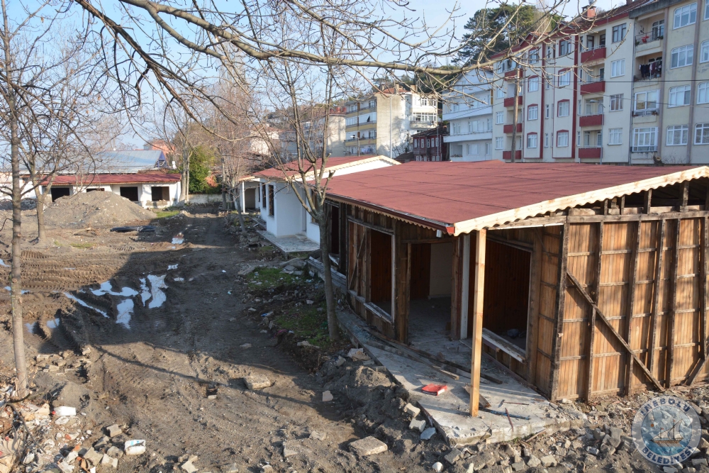 BELEDYEMZ EKPLER, ORMAN KAMPINDA ALIMALARA DEVAM EDYOR