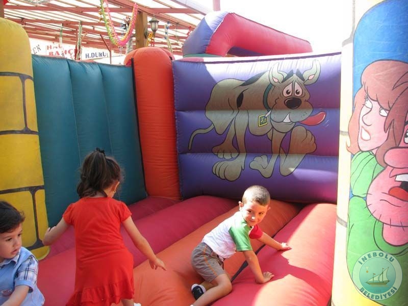 Dnyalar, ocuklarn Oldu