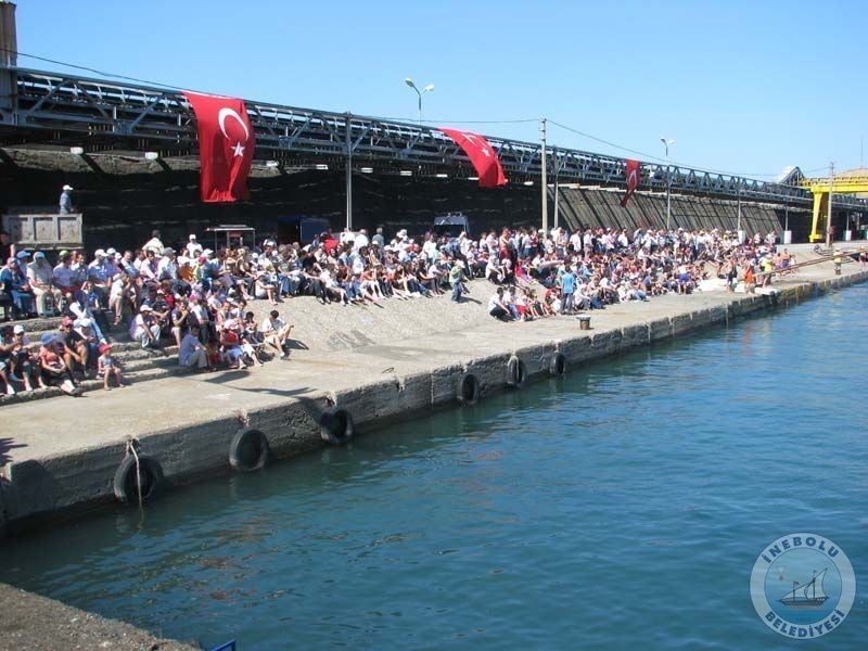 zlenilen Deniz enlikleri Coku le Kutland!..