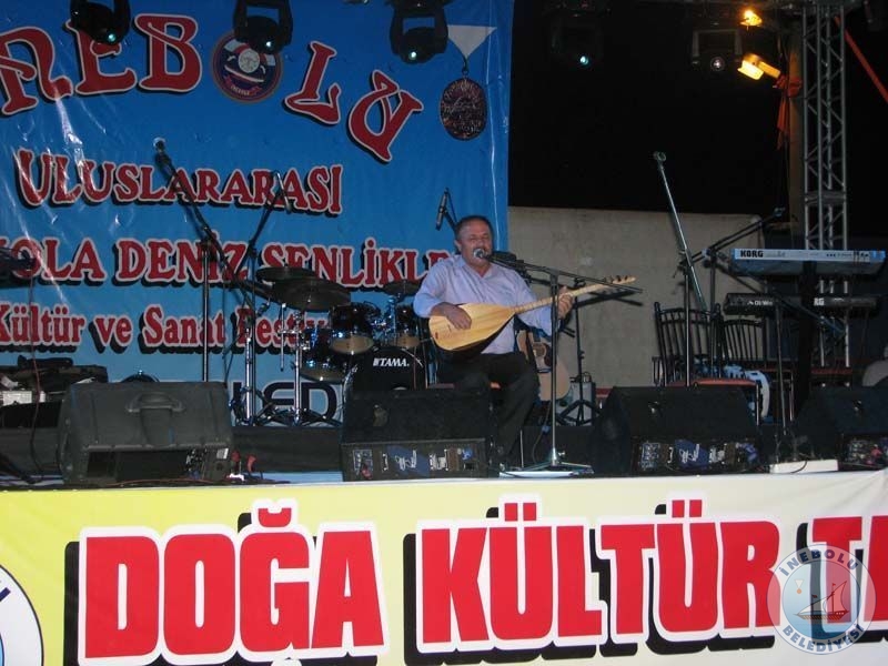 Aklardan Mzik Dinletisi !