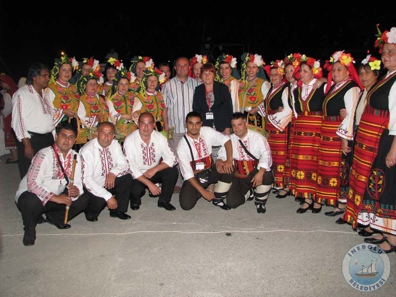 Uluslararas Halk Danslar Ekipleri Gsterileri le Byledi.