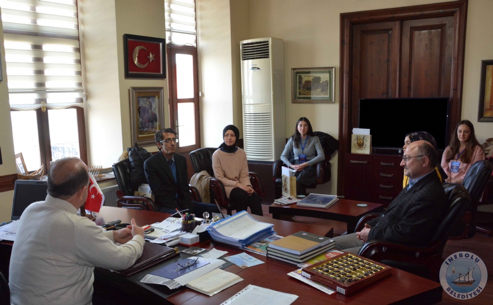 NEBOLU ANADOLU LSES RENCLERNDEN BAKANIMIZ ENGN UZUNER'E ZYARET