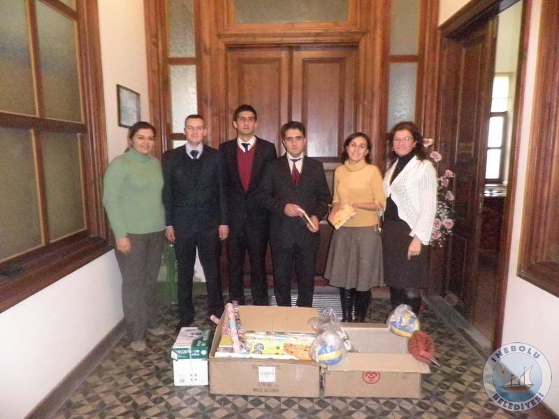 9 Haziran lkretim Okuluna Krtasiye Yardm!