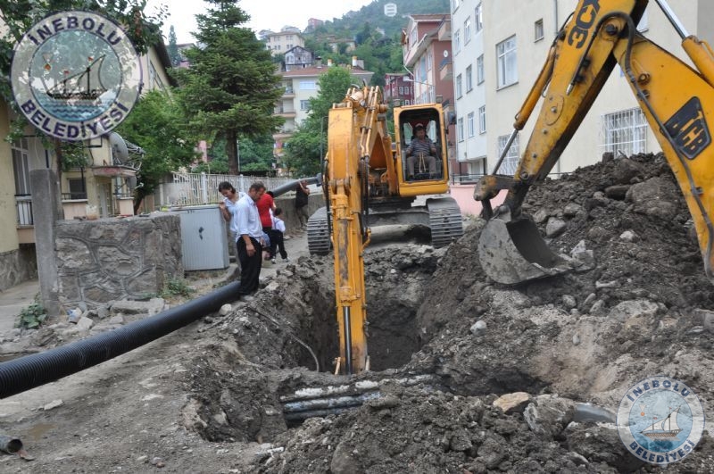 Altkula Caddesinde  Hummal almalar Devam Ediyor.