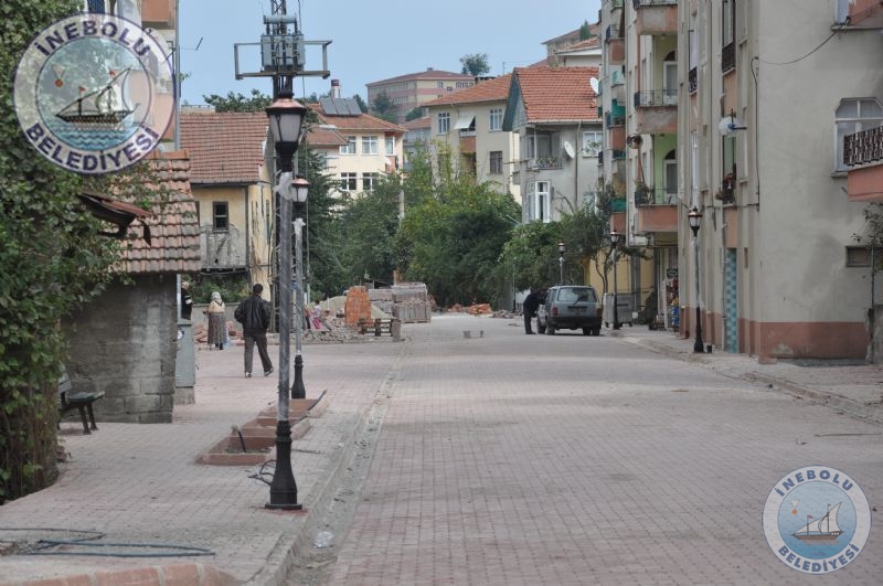 A. Hatpba Mahallemizde Yol Yapm  almalar Sratle  Devam Ediyor.