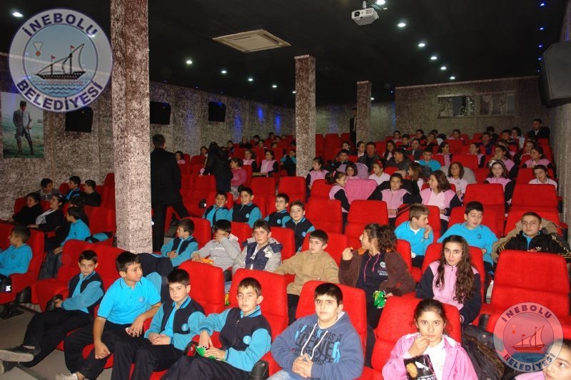 Komu le Bozkurt Fatih lkretim  Okulu Sinemamzda.