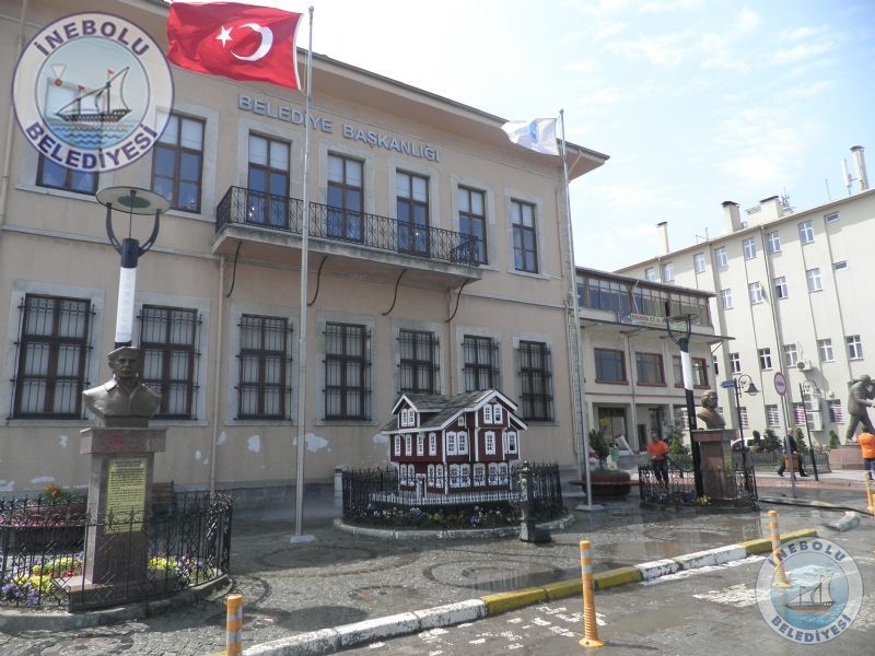 Yol Ykama  almalar   Zafer  Yolu  Caddesi le  Devam  Ediyor.