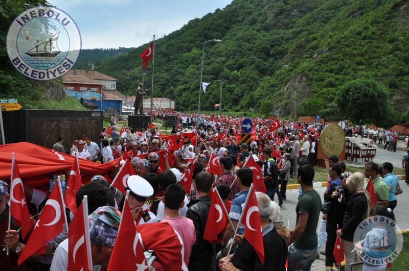 �stiklal Yolunun Gururlar�, Kay�kla Ka�n�yla Kar��land�!