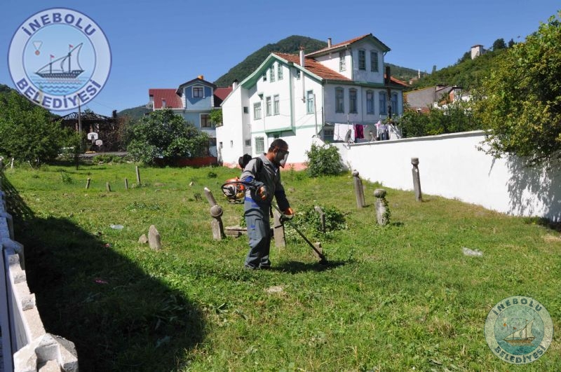 Aa Hatpba Mahallesi Mezarl Temizlendi