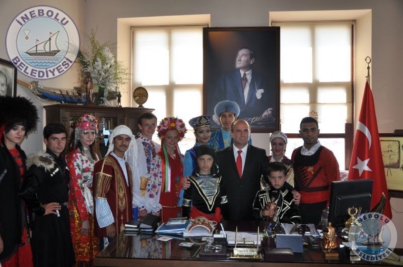 Uluslararas  Halk Danslar Topluluklar Belediyemizde!