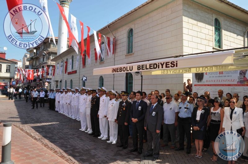 Atatrk Yry Ve elenk Sunumu!