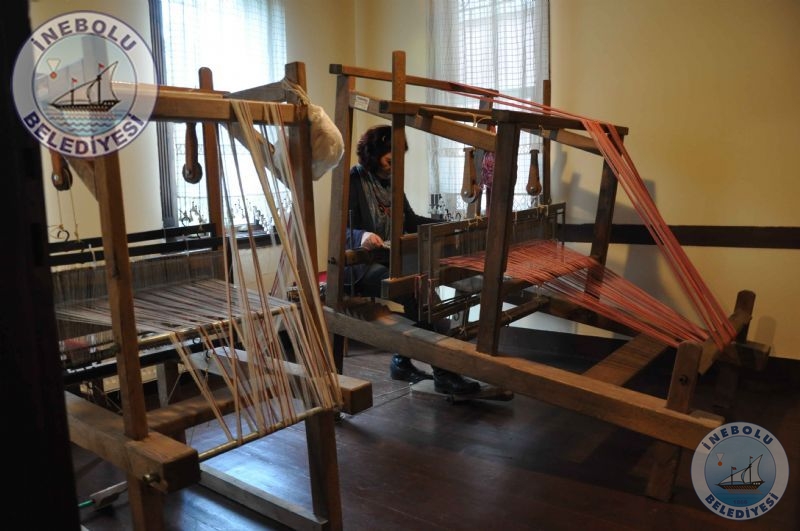 Ahap El Dokuma Tezgahlar Nezihe Battal Kltr Evinde Sergileniyor